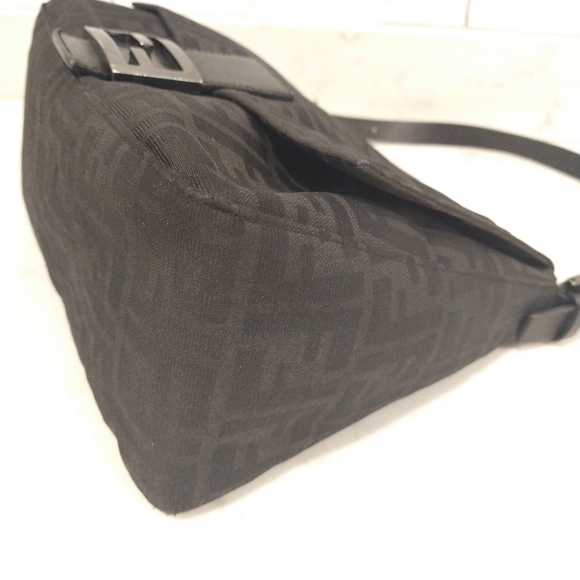 Authentic Fendi Zucca Mama Baguette - Picture 3 of 12